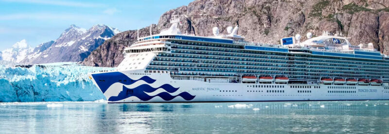 Barco de la naviera Princess Cruises en Alaska